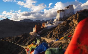 LE BANDIERE DI PREGHIERA, IL SIMBOLO DEL TIBET CHE VOLA NEL VENTO, Mirabile Tibet