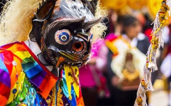 MASCHERE CANGIANTI E VESTI DI BROCCATO: IN SCENA LA DANZA TIBETANA, Mirabile Tibet