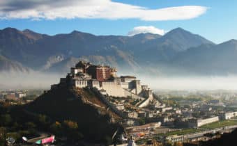 TURISMO IN TIBET: UNA VOCE IMPORTANTE PER L’ECONOMIA REGIONALE, Mirabile Tibet