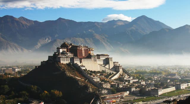 IN 6 MESI 9 MILIONI DI TURISTI IN TIBET!, Mirabile Tibet