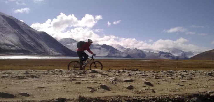 TUTTI IN SELLA PER LA CORSA PIÙ ALTA AL MONDO, Mirabile Tibet