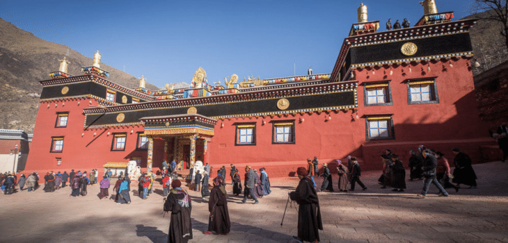 LA “DERGE PRINTING HOUSE”, UN TESORO DELLA TRADIZIONE TIBETANA, Mirabile Tibet