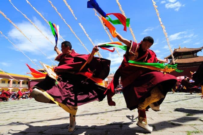 IL BALLO DEI TIBETANI? LA “GUOZHANG DANCE”, Mirabile Tibet