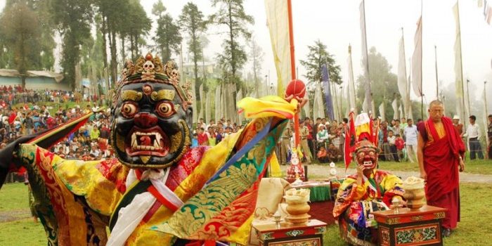 LHASA, CAPITALE DELLA FESTA DI ‘SAKADAWA’, Mirabile Tibet