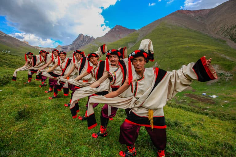 TURISMO, OPPORTUNITA’ DI RISCATTO PER I  TIBETANI. IL CASO DEL GANSU, Mirabile Tibet