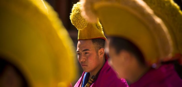 I CAPPELLI DELLA SCUOLA GELUG, QUALE IL SIGNIFICATO?, Mirabile Tibet