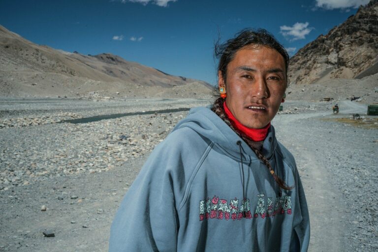 MODA: IL TIBET ALLA CONQUISTA DELLE PASSERELLE GRAZIE ALLA GENERAZIONE Z, Mirabile Tibet