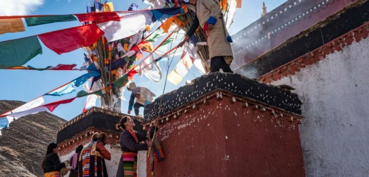 TIBET, BANDIERE DI PREGHIERA PER LA PACE NEL MONDO, Mirabile Tibet