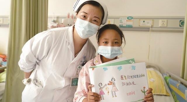 BAMBINI TIBETANI AD WUHAN PER DELICATE OPERAZIONI CARDIACHE, Mirabile Tibet