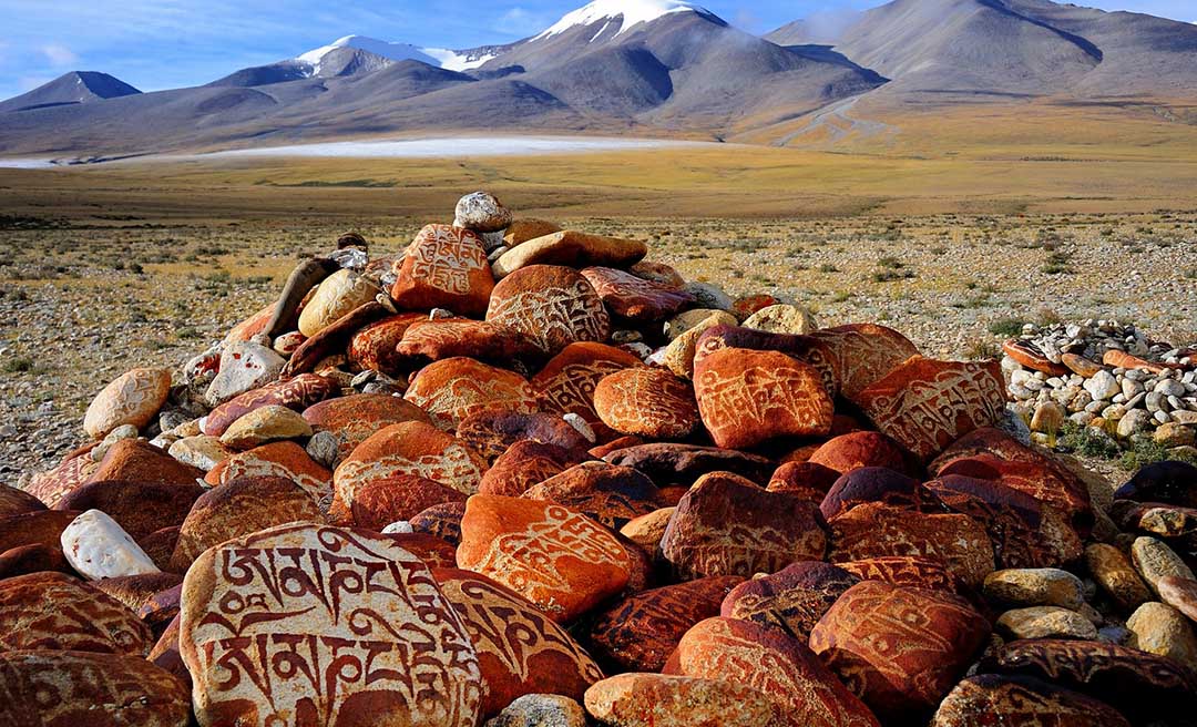 MAI SENTITO PARLARE DELLA “PIETRA MANI”?, Mirabile Tibet