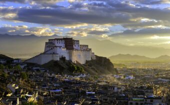 TIBET, GLI SHERPA? ANCHE LORO FANNO UN SALTO NELLA MODERNITA’, Mirabile Tibet