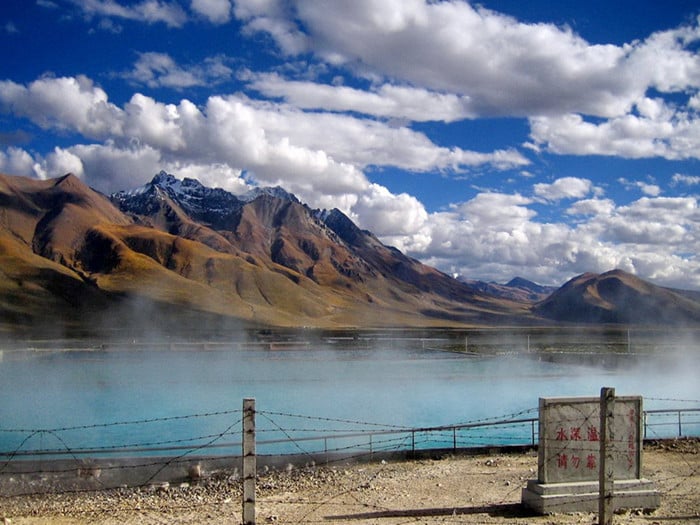 RIAPRONO I FLUSSI TURISTICI E CON LORO IL DILEMMA: IL TURISMO DI MONTAGNA, MINACCIA PER L’AMBIENTE O OPPORTUNITA’?, Mirabile Tibet