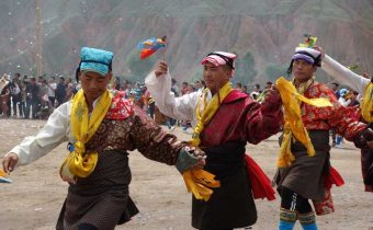 LE “ARTI REGONG”. DAI THANGKA ALLA “DANZA DELLA TIGRE”, Mirabile Tibet