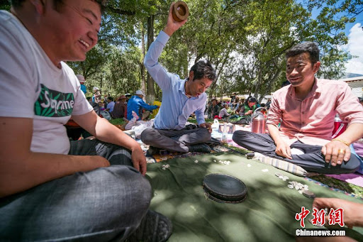 TRA PASSATO E PRESENTE, IL GIOCO DEI DADI, Mirabile Tibet