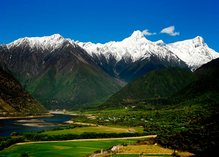 IL SEGRETO DEL SUCCESSO NELLA TIBETANA MEDOG, Mirabile Tibet