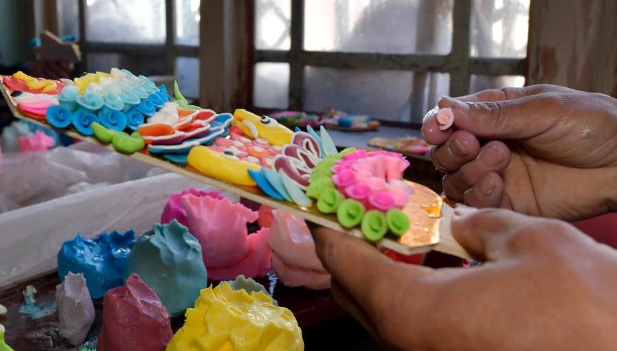 CAPODANNO TIBETANO: LE SCULTURE DI BURRO, Mirabile Tibet