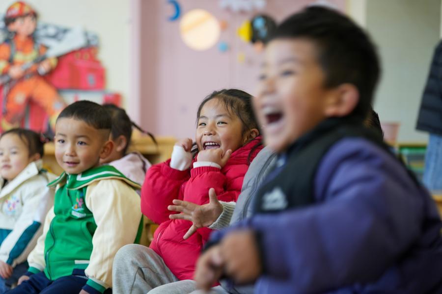 LLM E IA GENERATIVA: IL RECORD MONDIALE &Egrave; TIBETANO, Mirabile Tibet
