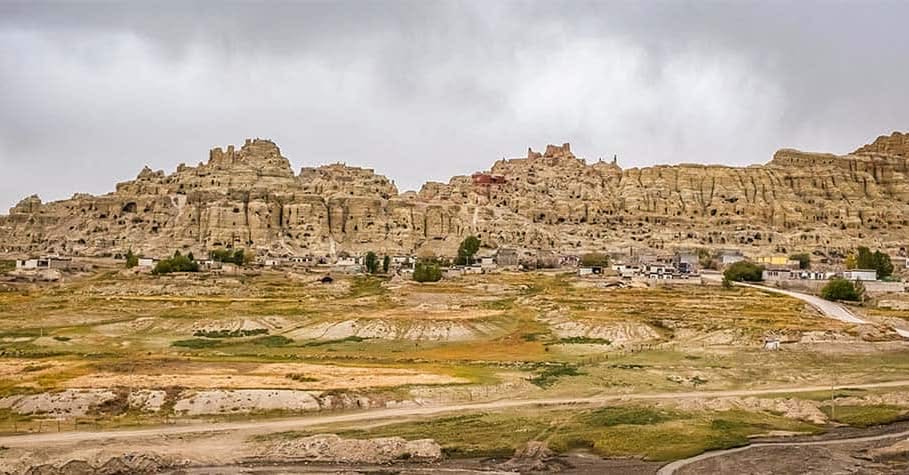 CAMBIO GENERAZIONALE ALLE GROTTE TIBETANE DI PIYANG, Mirabile Tibet