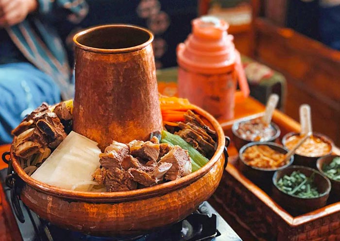 IL SUCCESSO DELLA CUCINA TIBETANA NEL SICHUAN, Mirabile Tibet