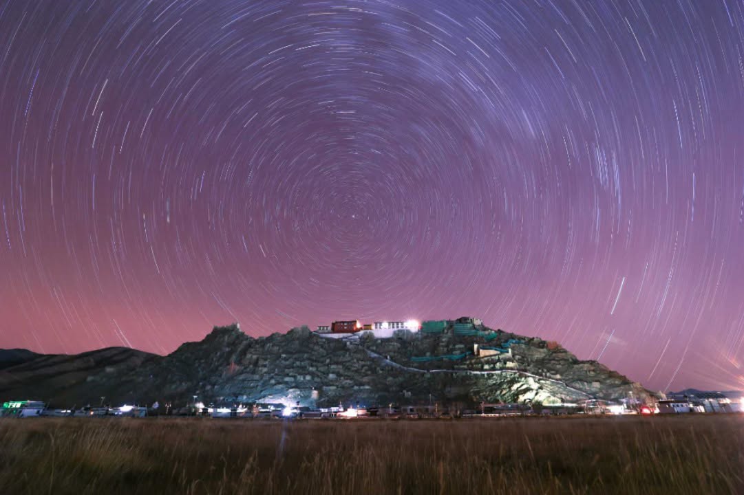 SOTTO I CIELI TIBETANI: IL PARCO NOTTURNO DI NGARI, Mirabile Tibet