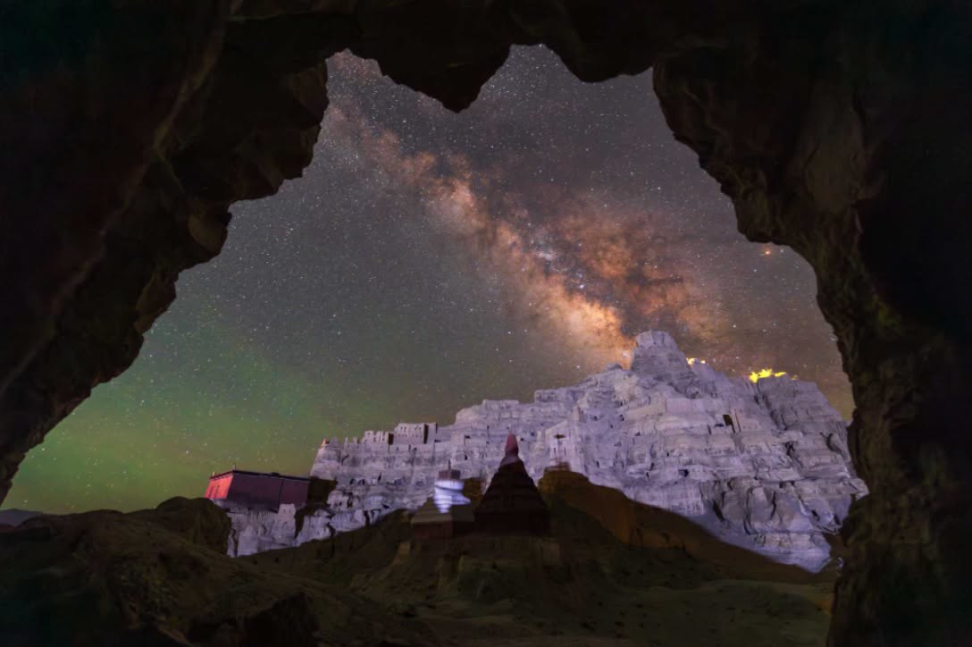 SOTTO I CIELI TIBETANI: IL PARCO NOTTURNO DI NGARI, Mirabile Tibet