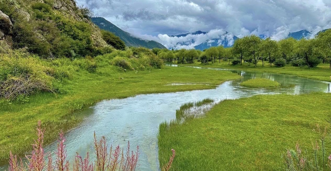 IL PARCO TIBETANO DI YANI: UN’ISPIRAZIONE E UN MODELLO, Mirabile Tibet